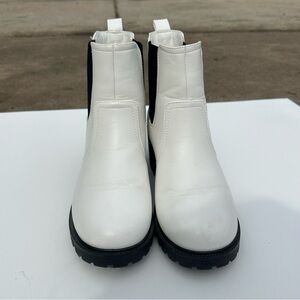 Women's White Chelsea Boots